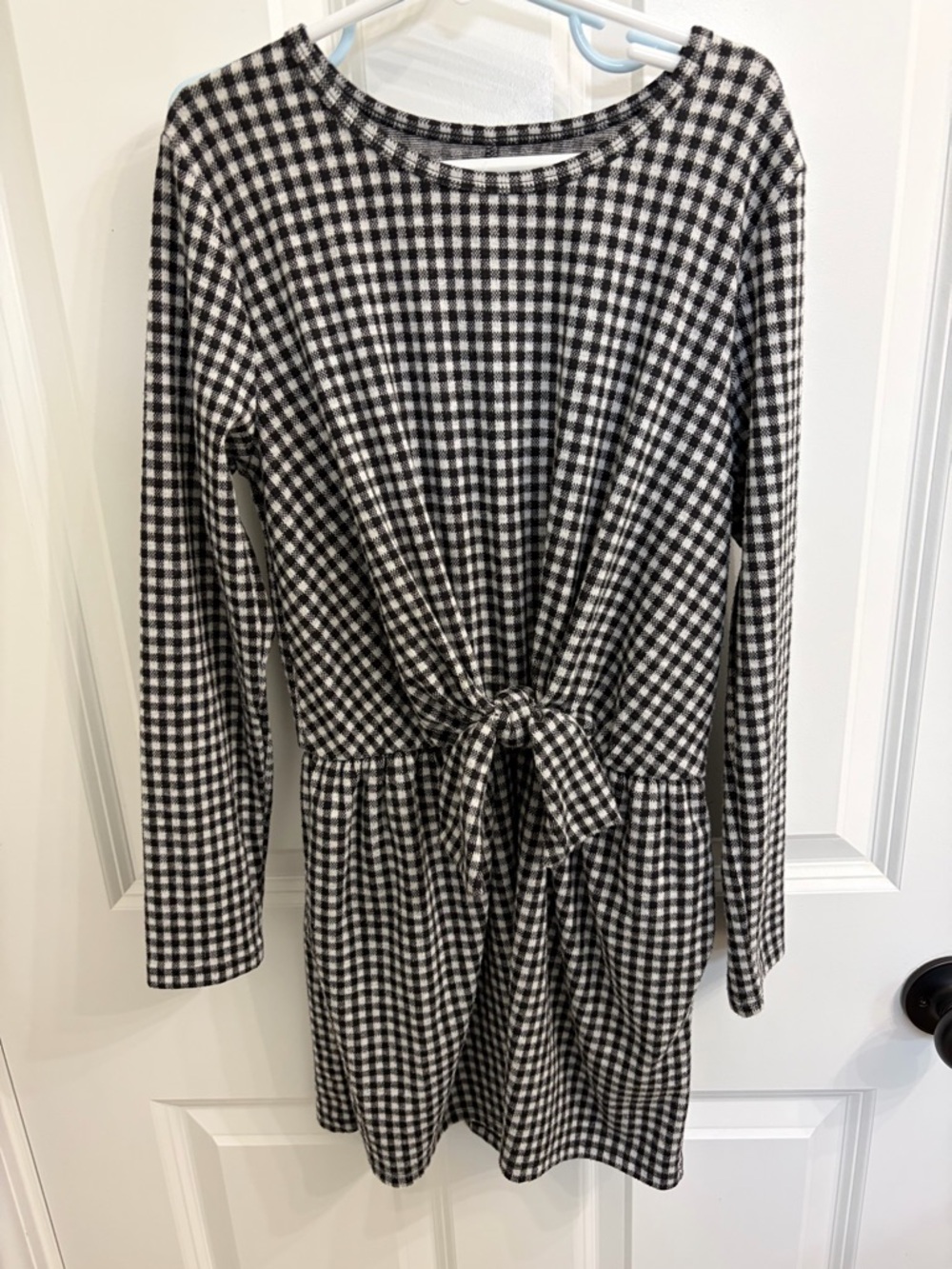 Abercrombie Lods  Black and White Gingham Tie-Waist  Dress